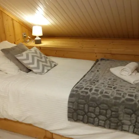 בקתה Le Pic-vert *